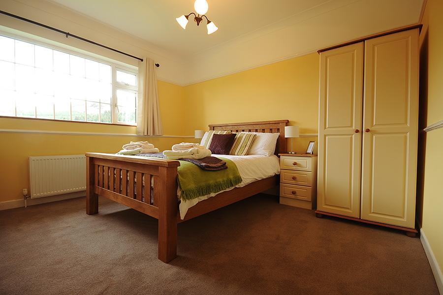 Saggart Laragh Mountain View Lodge المظهر الخارجي الصورة